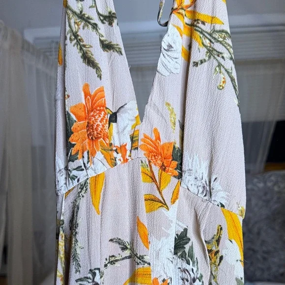 Floral Halter Low Back Strappy Maxi Dress - Picture 3 of 4